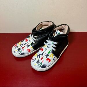 NWOT Kids Hocus Pocus Monkey Feet Halloween Shoes Youth Size 3-4Y